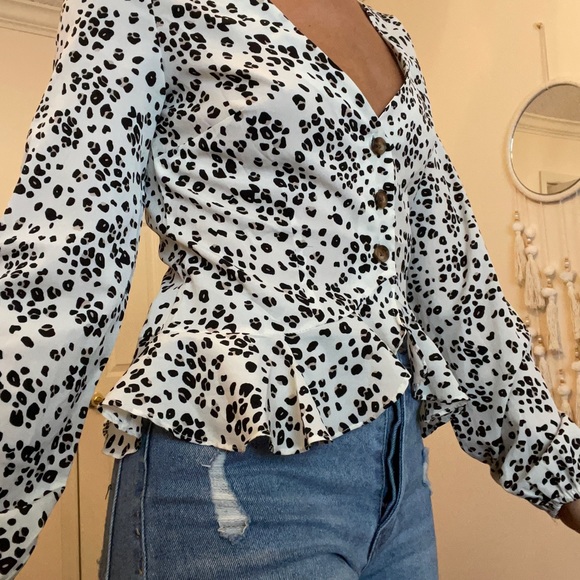 leopard print long sleeve blouse - Picture 2 of 3